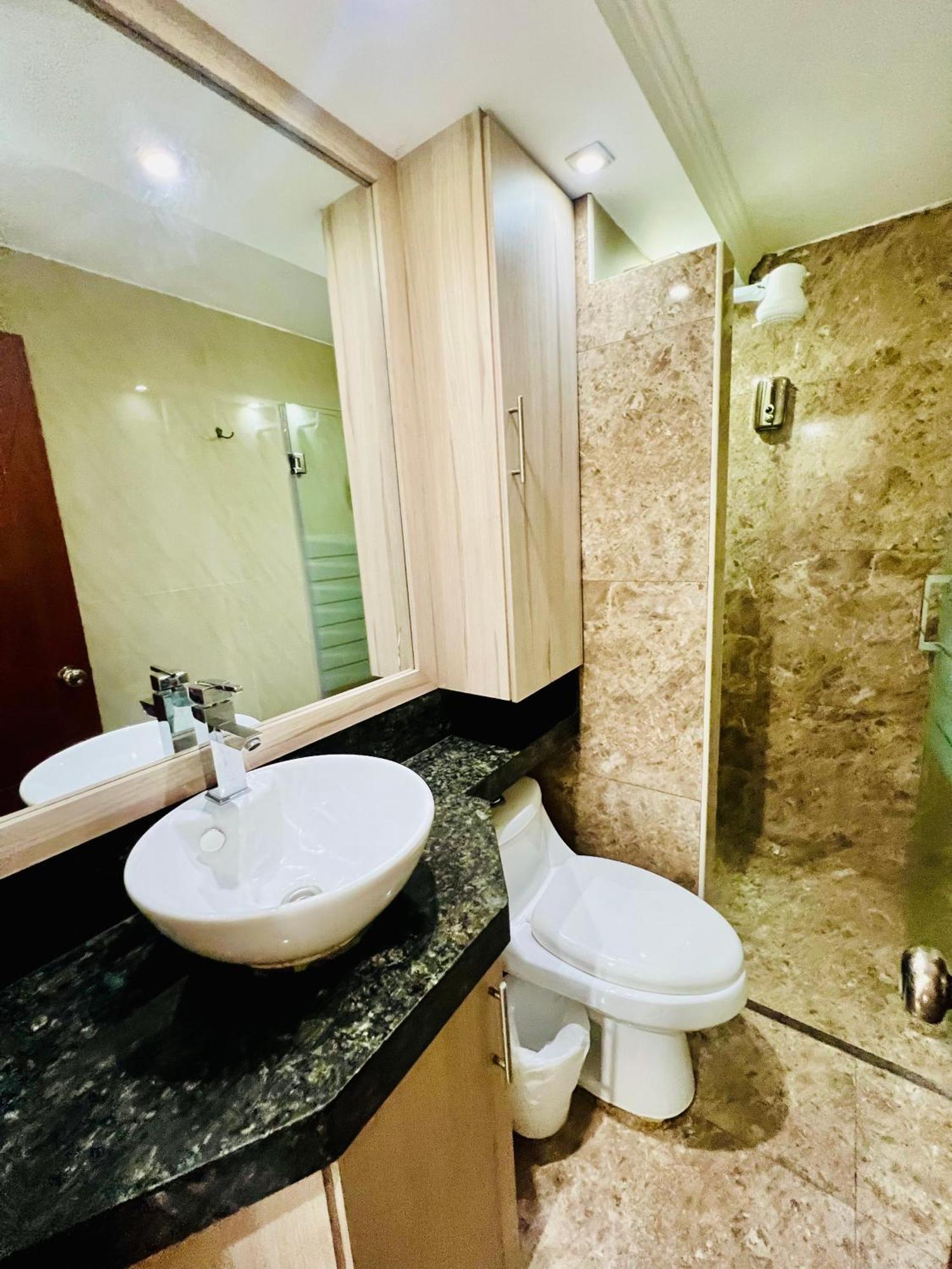 Sol Y Confort Suites Machala Exterior photo